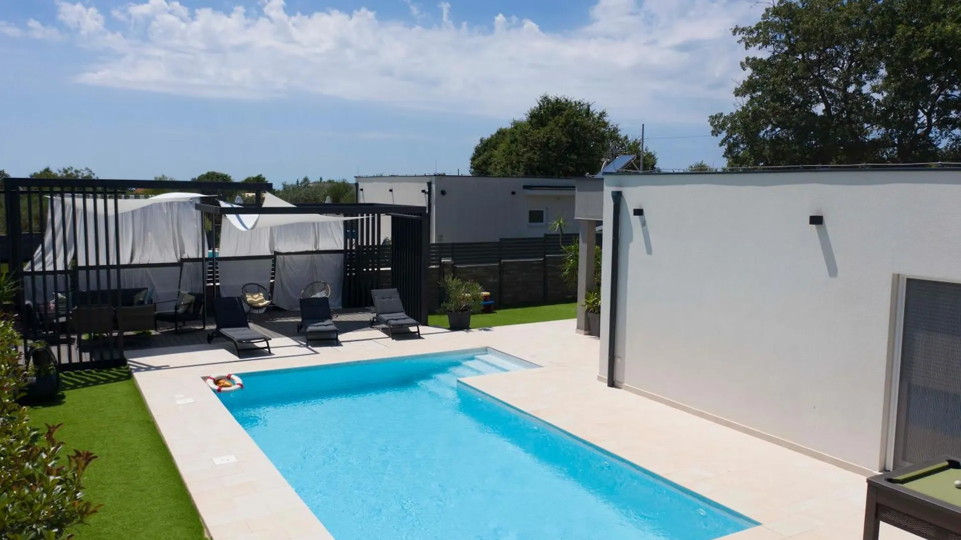 Villa Francesca With Private Heated Pool Štokovci